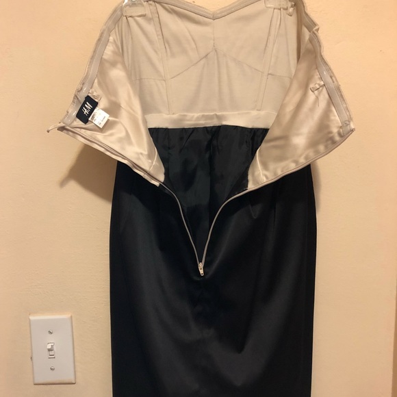 Sexy strapless H&M dress - Picture 3 of 4